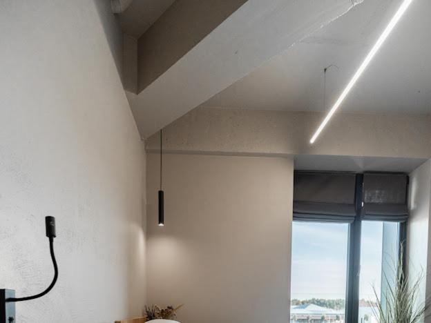Hotel Miramar Smart Room Kovel Buitenkant foto