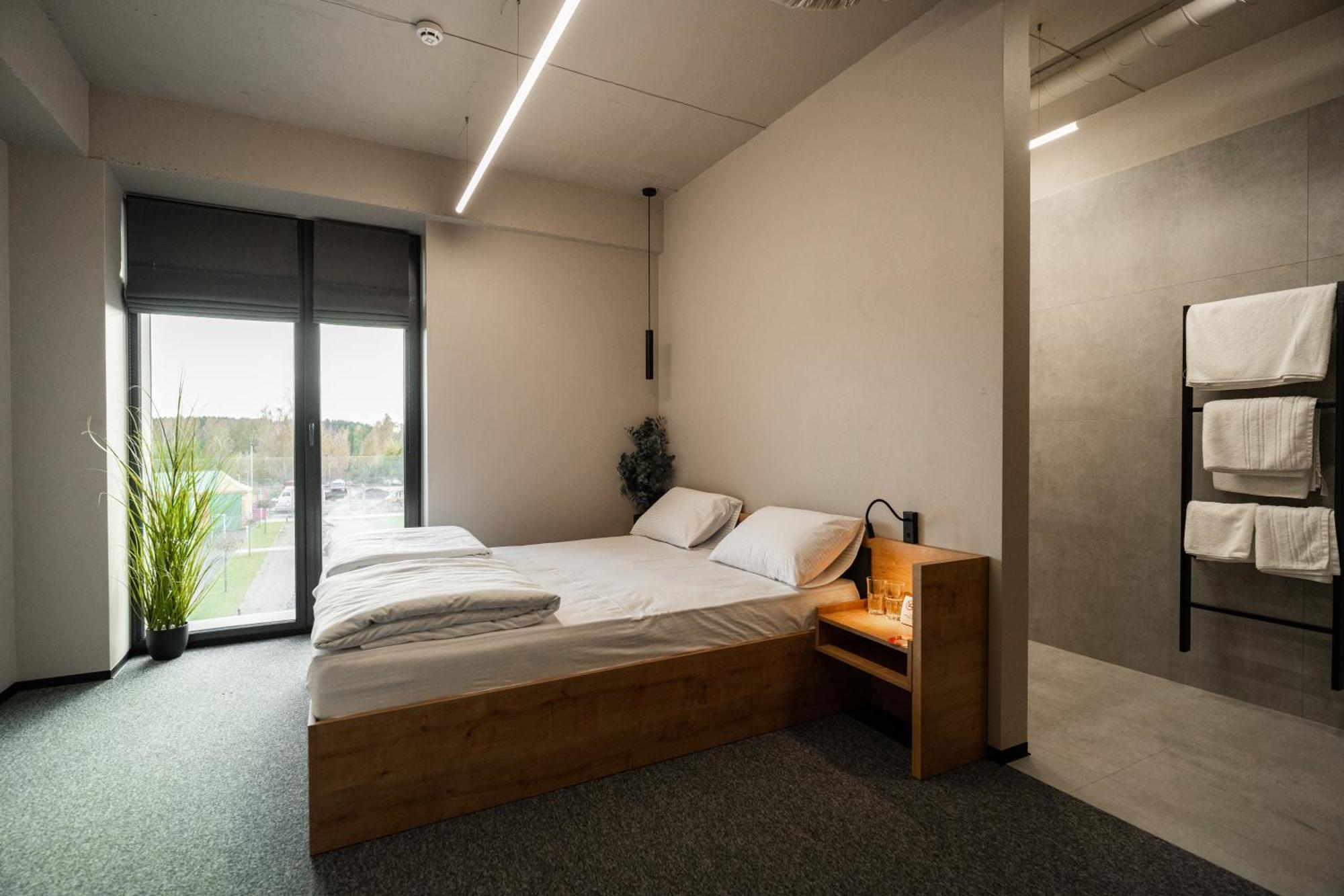 Hotel Miramar Smart Room Kovel Buitenkant foto